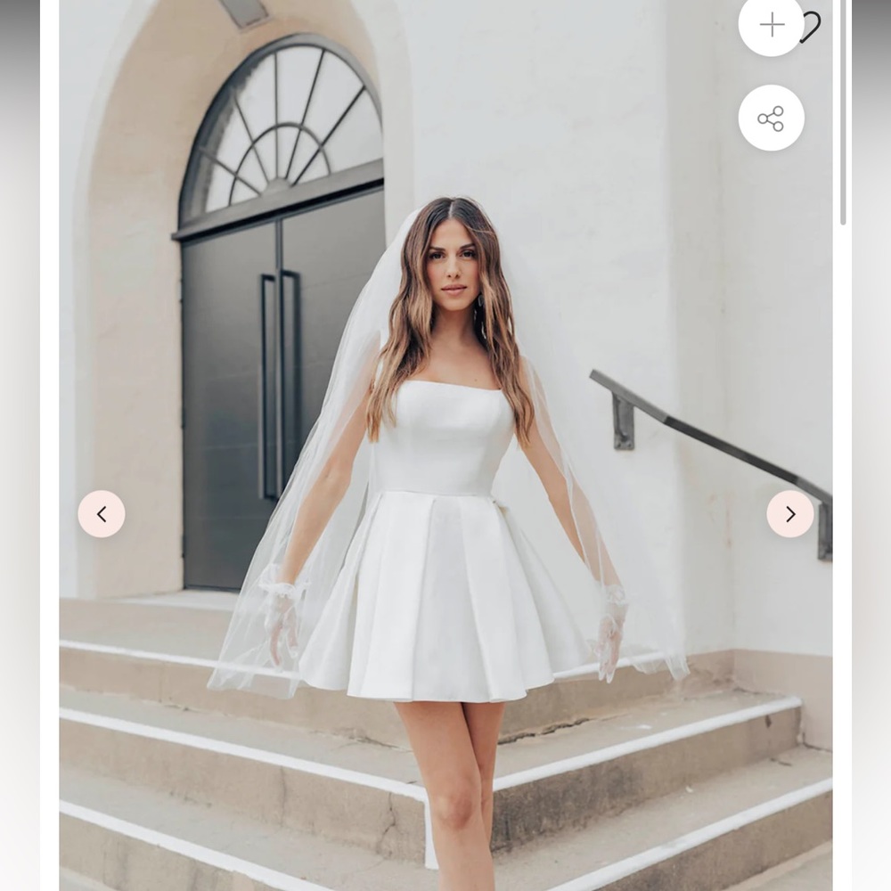 UNTAMED PETALS Theodore Mini & Demure Belt